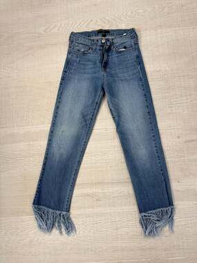 Flying Monkey Fringe Ankle  Jeans - size 26
